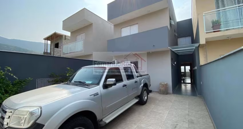 Sobrado para Venda em São Sebastião, Pontal da Cruz, 4 dormitórios, 4 suítes, 5 banheiros, 2 vagas