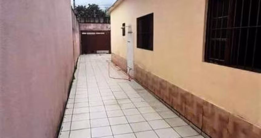 Casa para Venda em São Sebastião, Canto do Mar, 2 dormitórios, 1 banheiro, 4 vagas