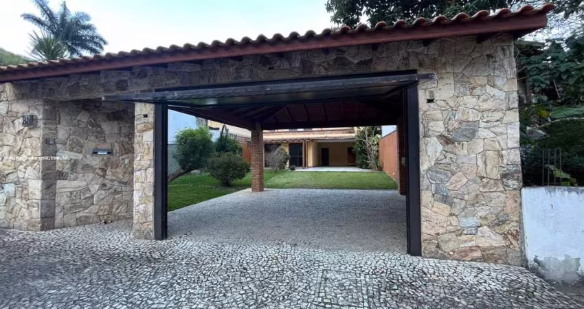 Casa para Venda em São Sebastião, São Francisco da Praia, 3 dormitórios, 1 suíte, 3 banheiros, 5 vagas