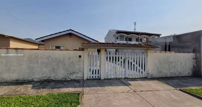 Casa para Venda em São Sebastião, Canto do Mar, 1 dormitório, 1 banheiro, 4 vagas