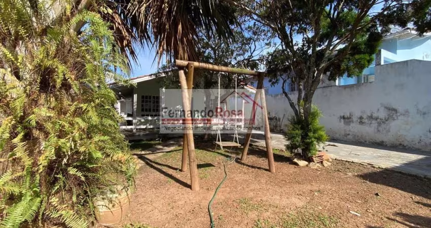 Casa para Venda em São Sebastião, São Francisco da Praia, 3 dormitórios, 1 suíte, 2 banheiros, 4 vagas