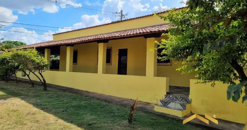 Casa com 3 quartos à venda no Centro, Capim Branco 