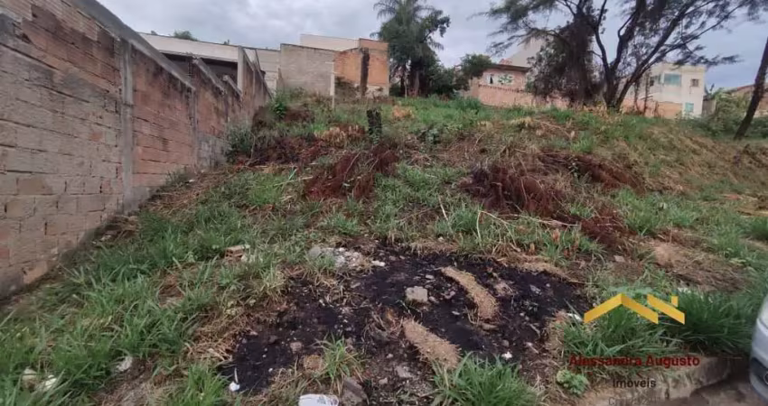 Terreno à venda na Rua José Pires de Morais, Liberdade, Santa Luzia