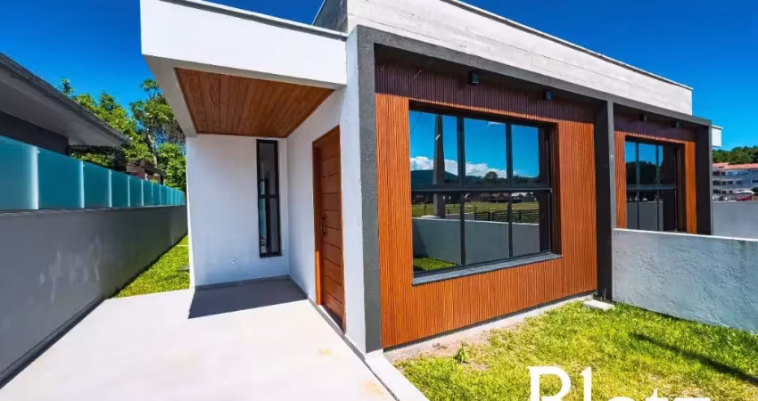Casa à venda - 3 quartos em São João do Rio Vermelho - Florianópolis/SC