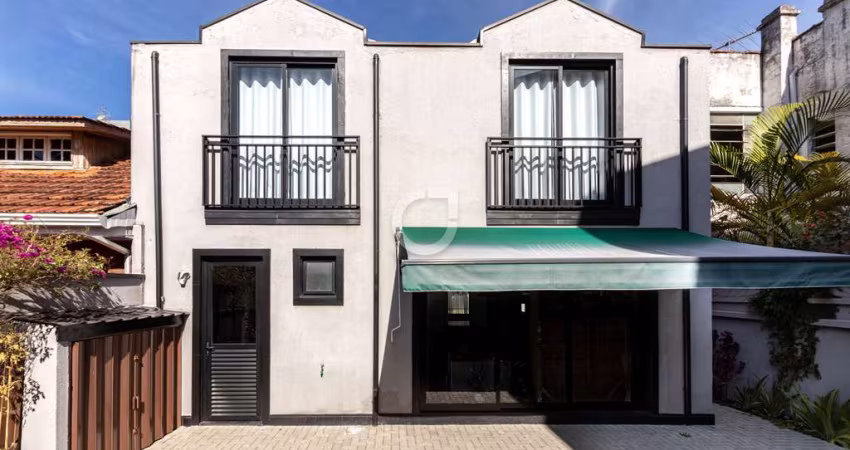 Casa com 3 quartos à venda na Alameda Augusto Stellfeld, 810, Centro, Curitiba