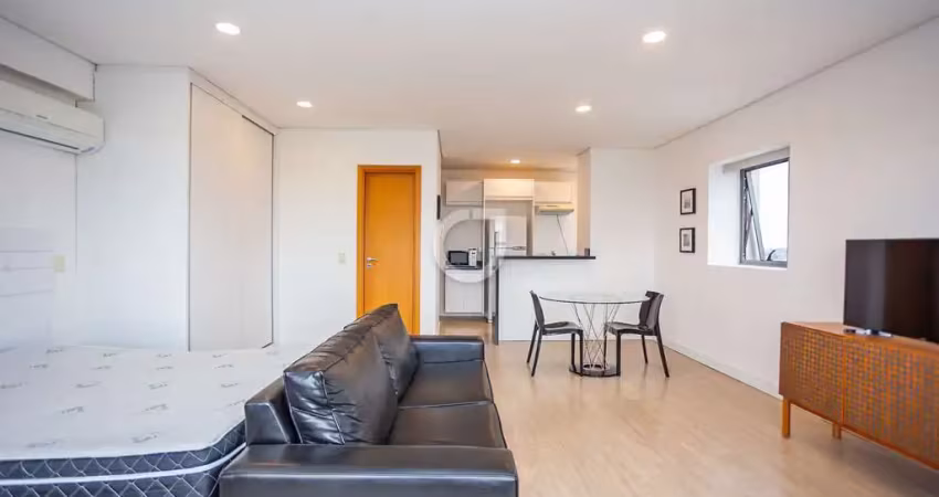 Apartamento com 1 quarto para alugar na Rua Comendador Araújo, 252, Centro, Curitiba