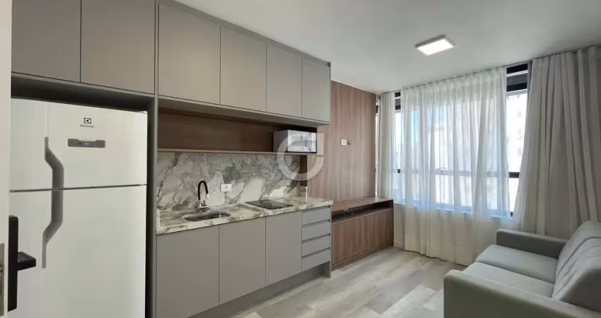 Apartamento com 1 quarto para alugar na Avenida Visconde de Guarapuava, nº 3000, Centro, Curitiba