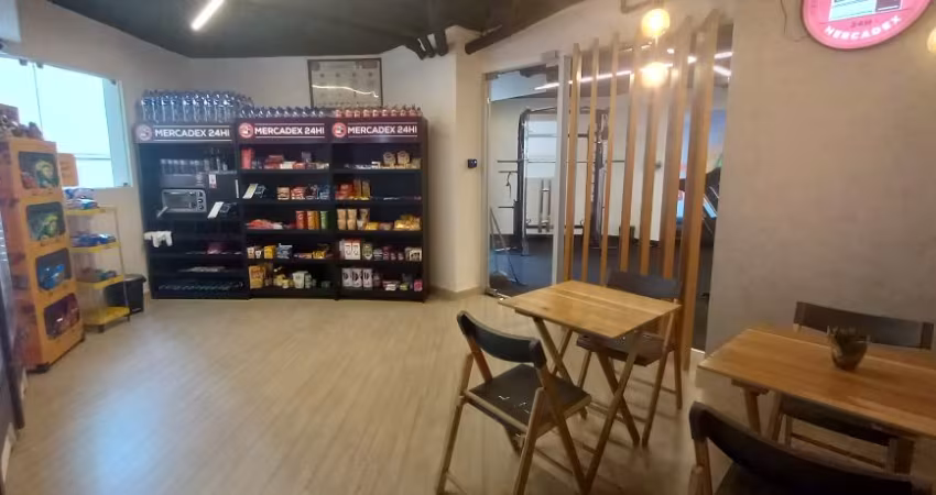 Flat mobiliado com 1 dormitório 1 vaga coberta