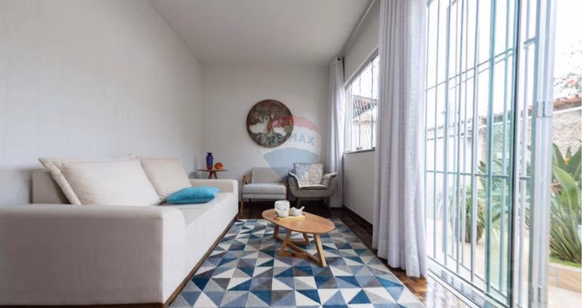 Casa Aconchegante  em Rua Tranquila e Excelente Localização