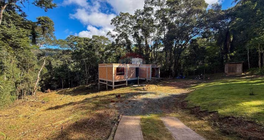 Casa em construção Jardins de Petrópolis