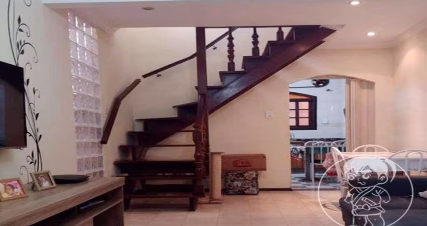 Sobrado na Vila Formosa à Venda - 150m² - 2 Dormitórios, 1 suíte e 2 Vagas - Cód 4142