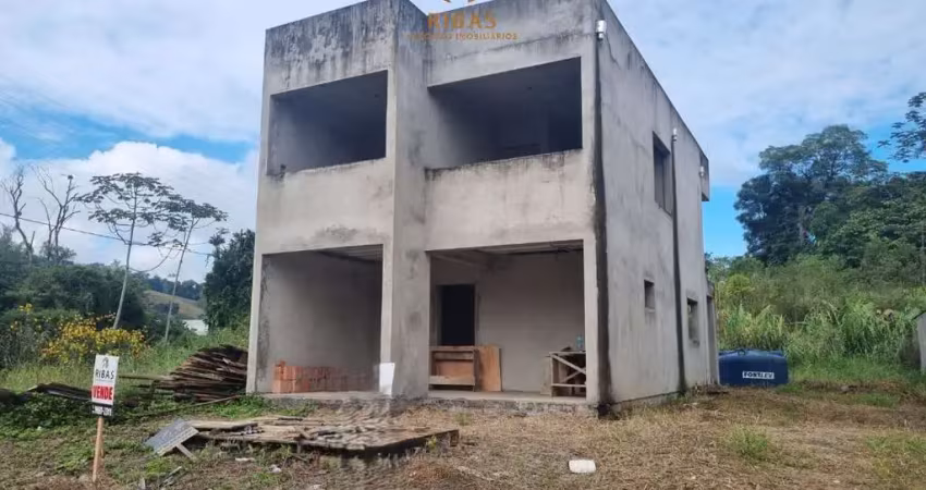 Casa a venda na Barra do Rio Cerro