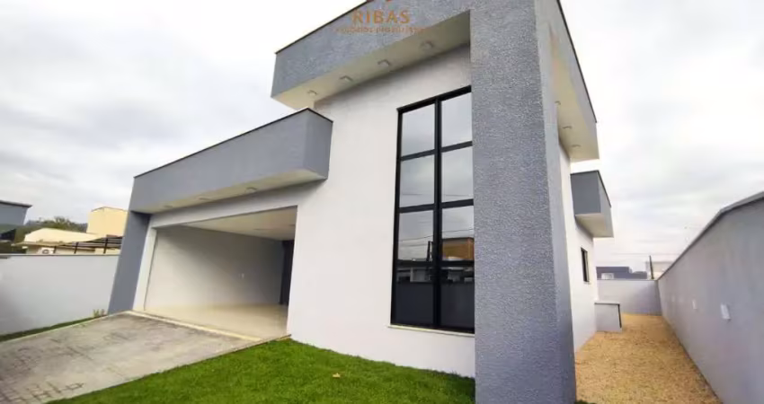 Ampla casa individual a venda no loteamento vila germânica em jaraguá do sul