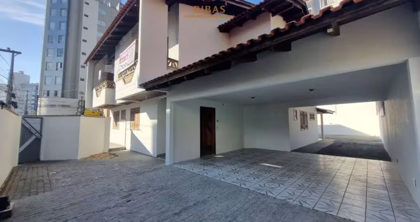 Casa com 4 quartos para alugar no Centro, Jaraguá do Sul 