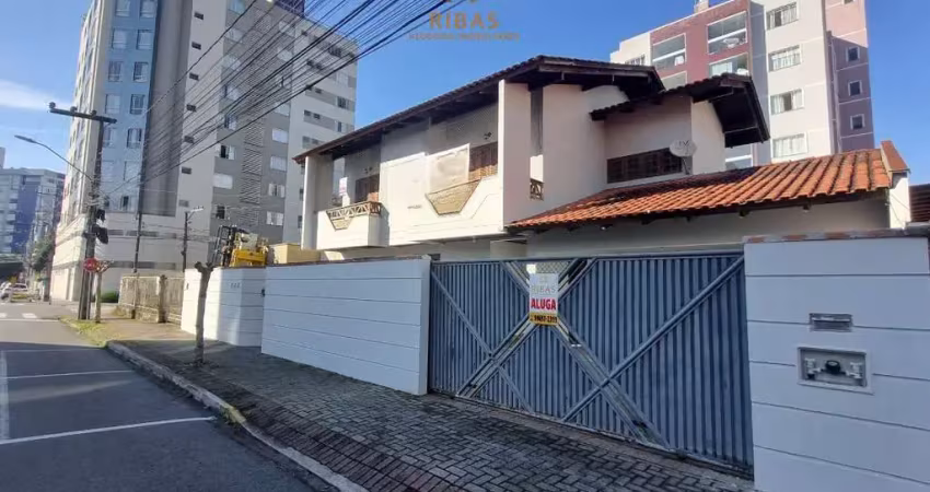 Casa com 4 quartos à venda no Centro, Jaraguá do Sul 