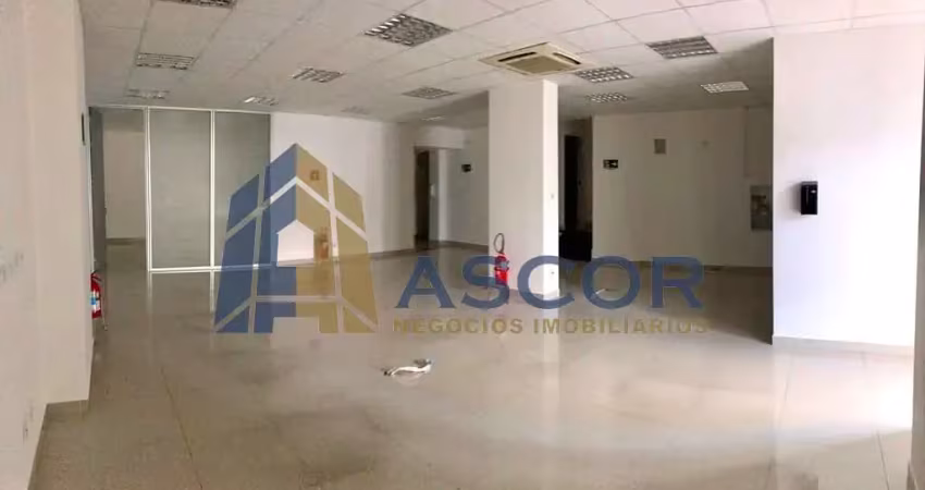 Ponto comercial com 8 salas para alugar na Rua Doutor Heitor Blum, --, Estreito, Florianópolis