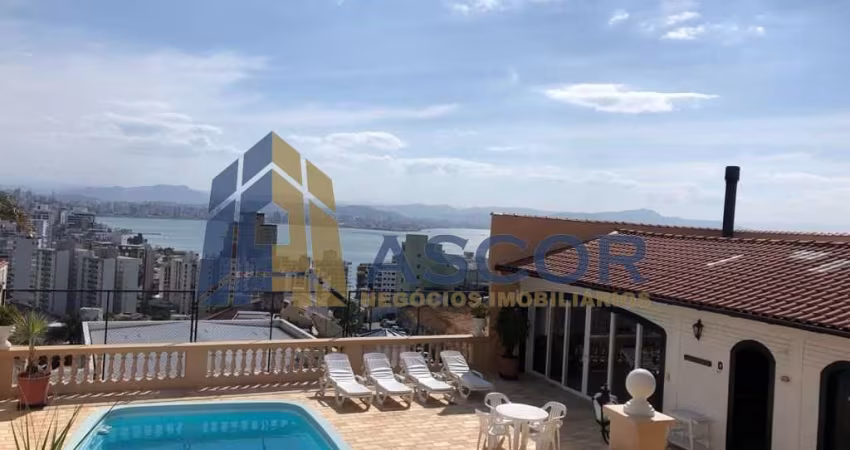 Casa com 3 quartos à venda na Avenida do Antão, --, Centro, Florianópolis