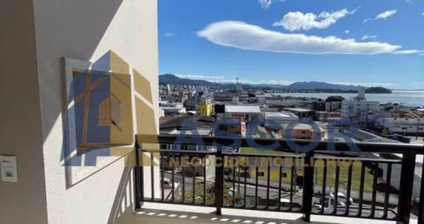 Apartamento com 2 quartos para alugar na Rua Renato Ramos da Silva, --, Barreiros, São José