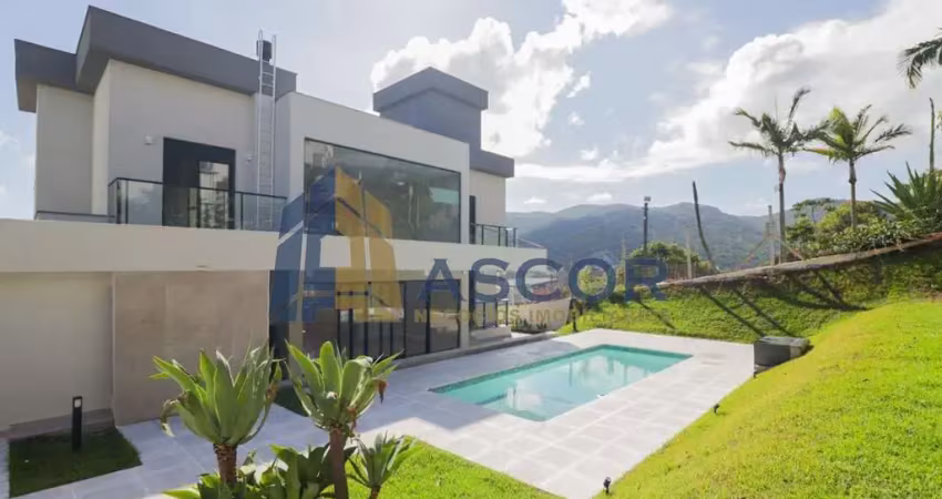 Casa com 3 quartos para alugar na Rua Desembargador Alcebíades Silveira de Souza, --, João Paulo, Florianópolis