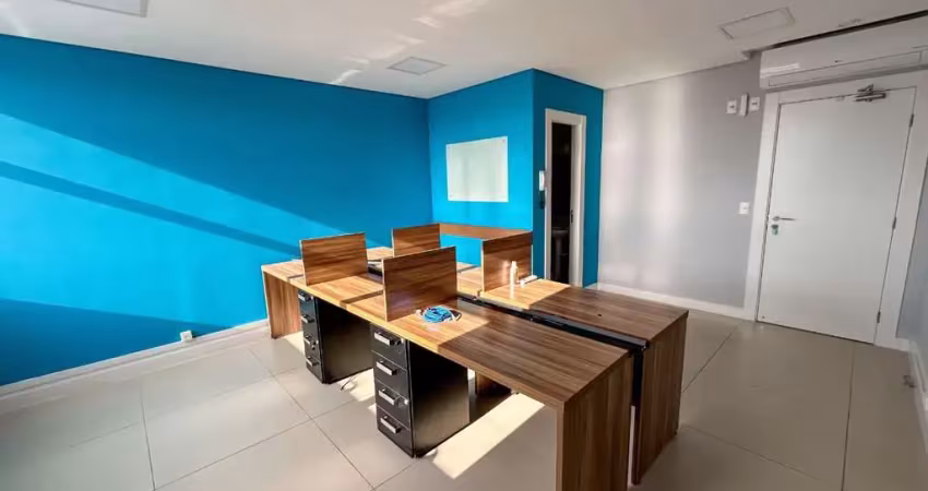 Sala comercial para alugar na Rua General Liberato Bittencourt, --, Estreito, Florianópolis