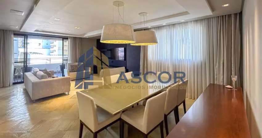 Apartamento com 3 quartos para alugar na Rua Bocaiúva, --, Centro, Florianópolis