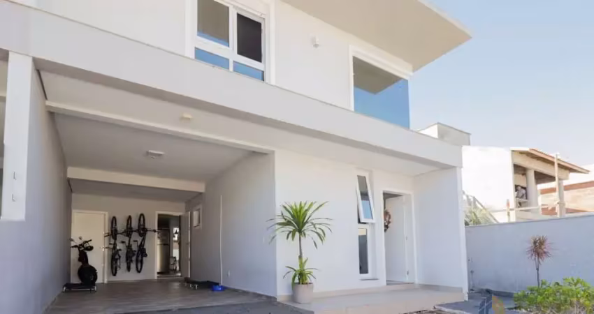 Casa com 3 quartos à venda na Rua Jabuticabeira do Sul, --, Alto Ribeirão Leste, Florianópolis