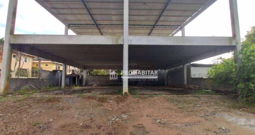 Aluga excelente prédio no bairro casa grande