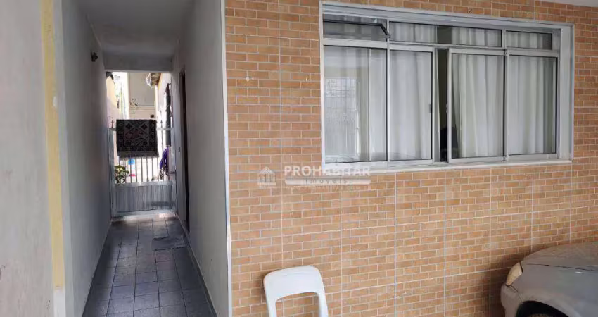 Vendo Sobrado no Parque Residencial Cocaia com 3 dormitórios, com 3 banheiros e com 2 vagas,