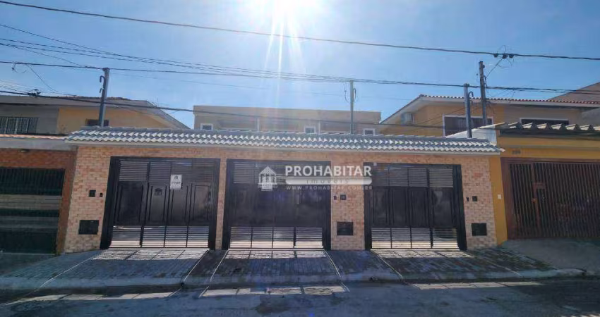 Vendo Ótimo sobrado novo com 3 dormitórios sendo 3 suítes, lavabo, quintal com churrasqueira,