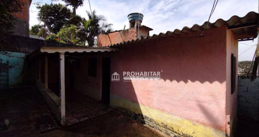 Vendo Casa térrea com 3 cômodos sendo 1 quarto, sala, cozinha, banheiro, lavanderia, quintal e 1 vaga de garagem