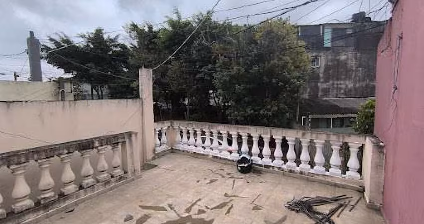 Sobrado com 2 quartos à venda no Campo Grande