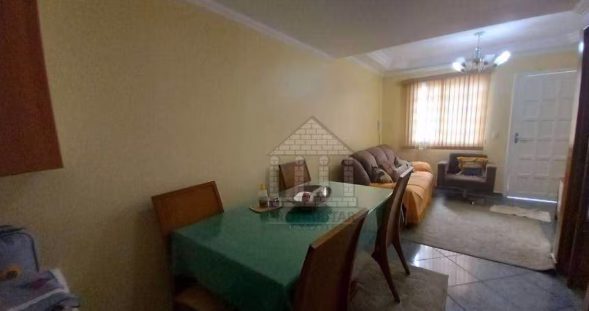 Sobrado com 3 quartos para alugar na Vila Campo Grande