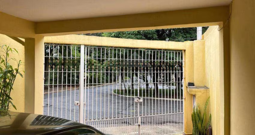 Sobrado com 3 quartos à venda no Parque das Árvores
