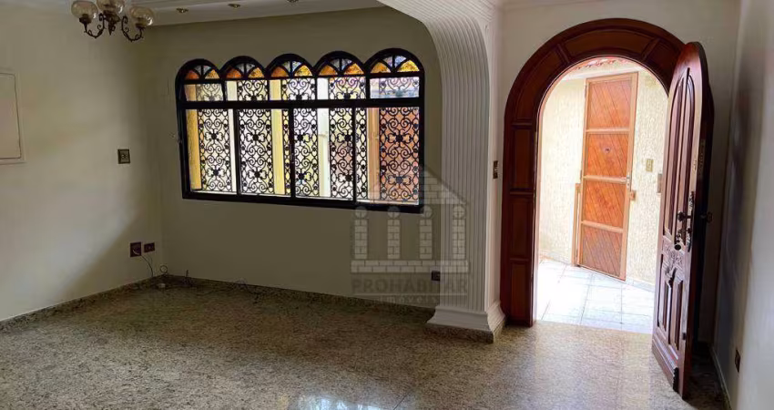 Sobrado com 4 quartos para alugar na Vila Babilônia