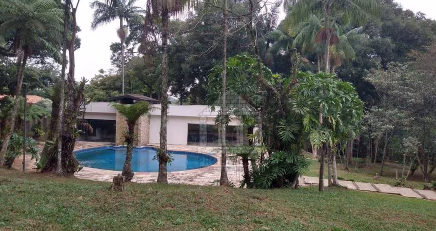 Casa com 4 dormitórios para alugar na Chácara Flora