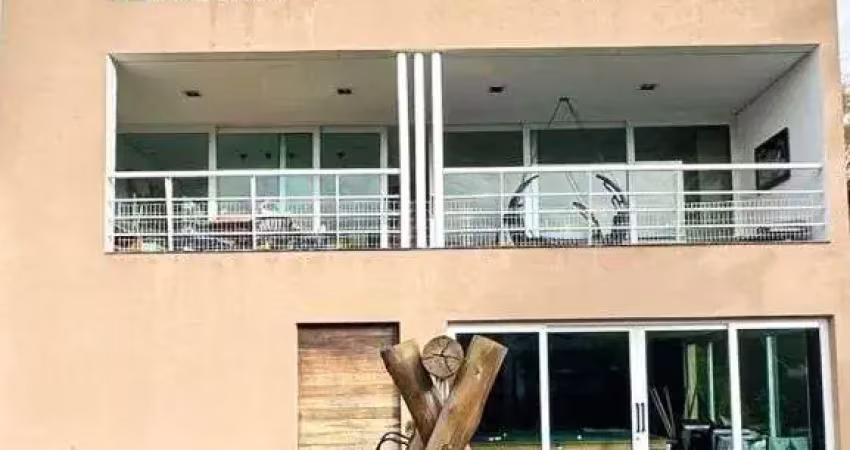Sobrado alto padrão com 3 quartos à venda em interlagos