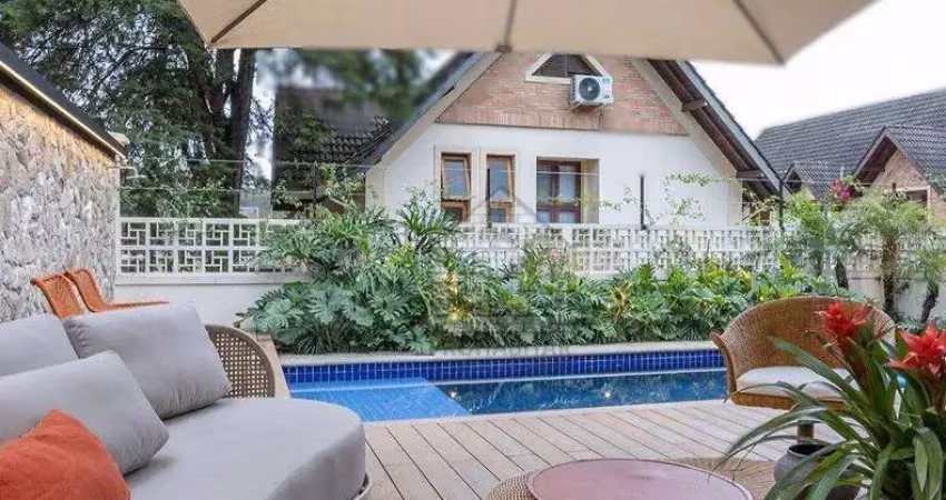Casa em condomínio fechado com 6 quartos à venda na Rua Marcondésia, --, Chácara Flora, São Paulo