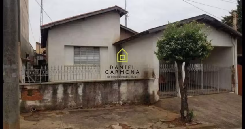 Casa Antiga Permite Com/Res.- A 100 Mts Av. Kennedy - Vila Areal - Indaiatuba/SP