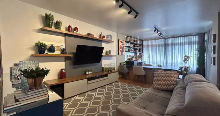 Venda | Apartamento com 4 quartos (1 suíte) + 2 va