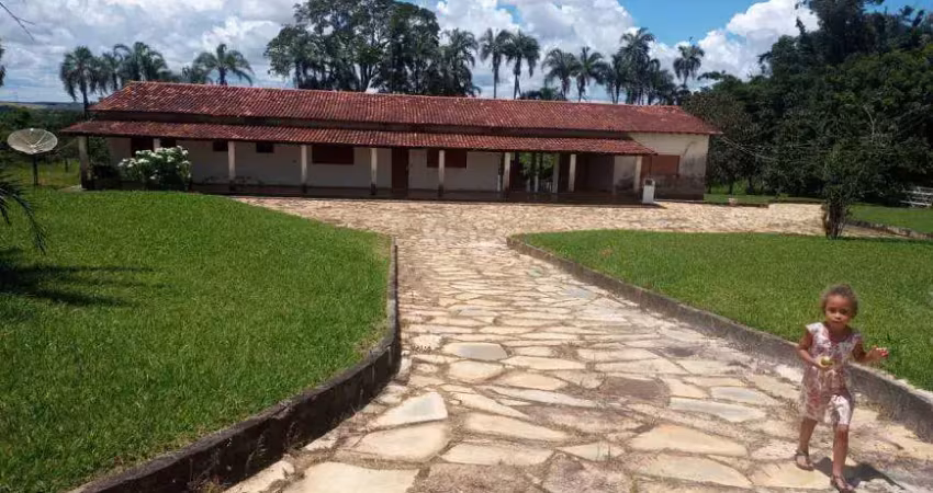 Chácara / sítio com 3 quartos à venda na Avenida Central, Jardim Nova Esperança, Goiânia