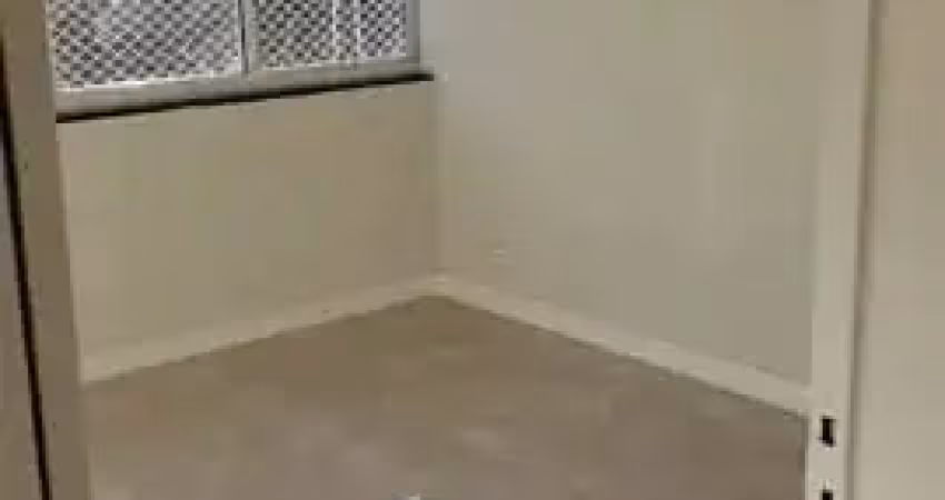 Apartamento 02 quartos grandes  scrn 704/705  asa norte