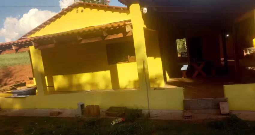 Fazenda à venda na Avenida Ramiro Teixeira, 10, Setor Central, Serranópolis