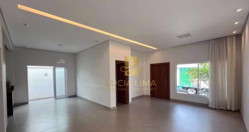 Casa INCRÍVEL para ALUGAR no PORTAL DA SERRA, com 4 dormitórios, 220 m² por R$ 10.700/mês - São José dos Campos/SP