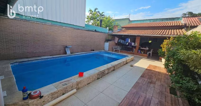 Casa com 2 dormitórios à venda, 133 m² por R$ 890.000,00 - Maitinga - Bertioga/SP