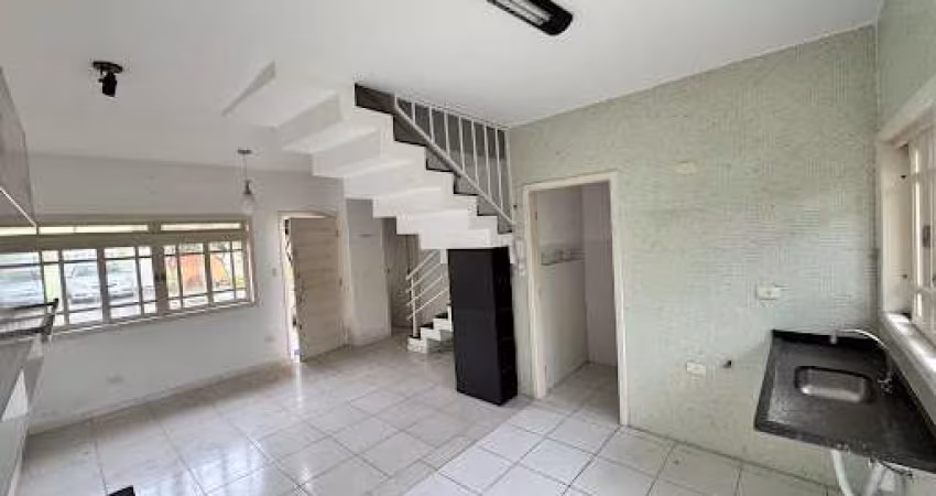 Village com 2 dormitórios para alugar, 70 m² por R$ 5.211,11 - Maitinga - Bertioga/SP
