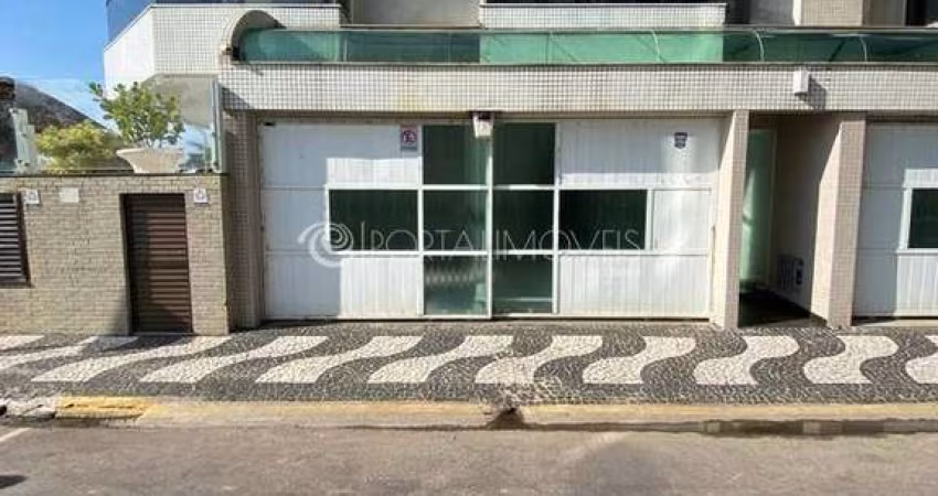 Apartamento térreo - Frente mar Meia Praia