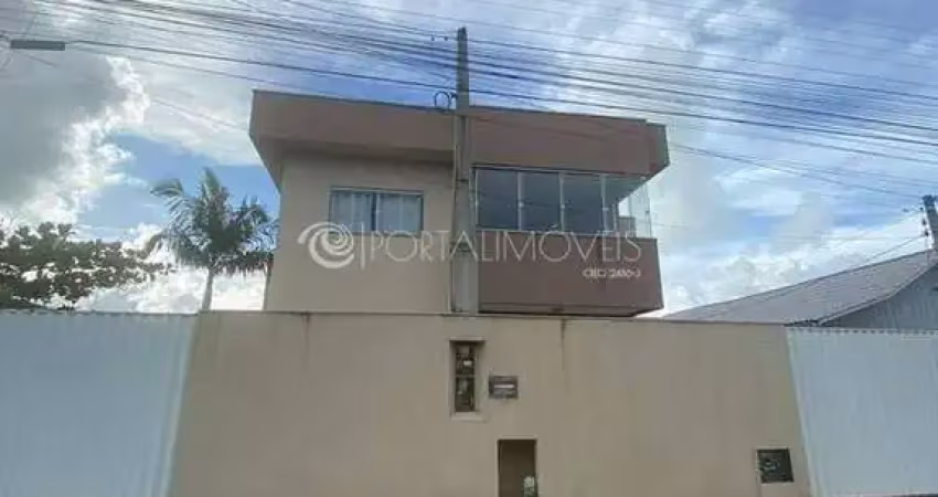 Casa à venda no Balneário Perequê, Porto Belo 