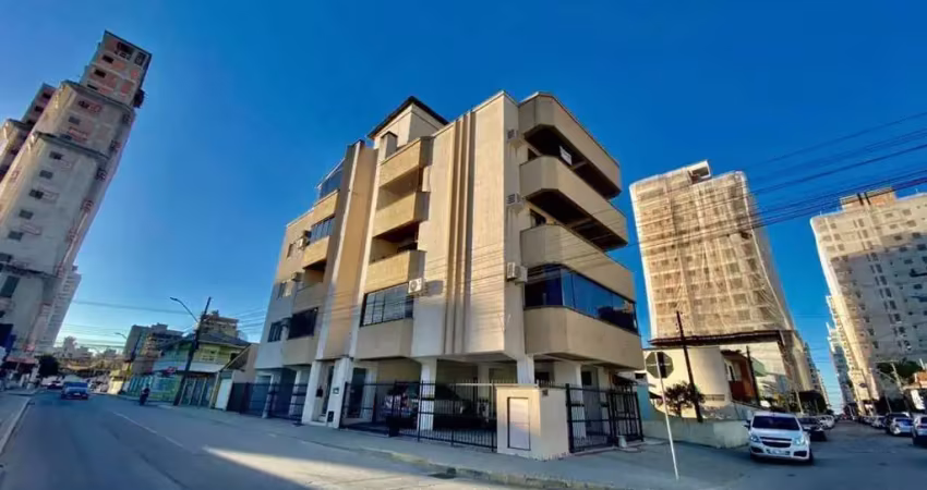 Apartamento com 2 quartos à venda na Avenida 276, 768, Meia Praia, Itapema