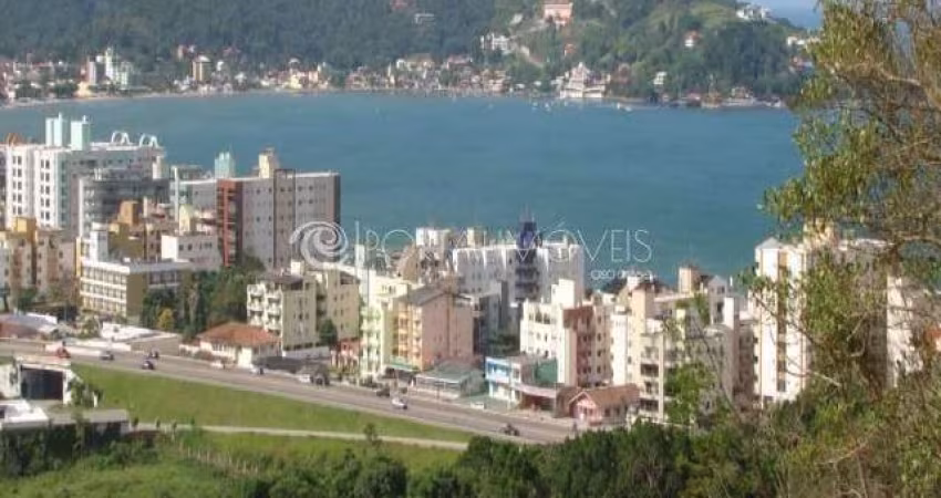 Terreno à venda no Morro da Linguiça - Itapema - SC.