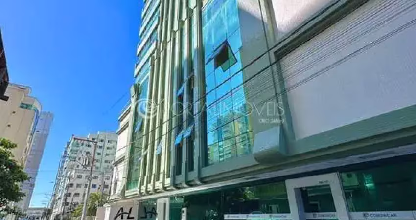 Residencial malibu: conforto e lazer completo com 2 vagas e piscina, ideal para sua família
